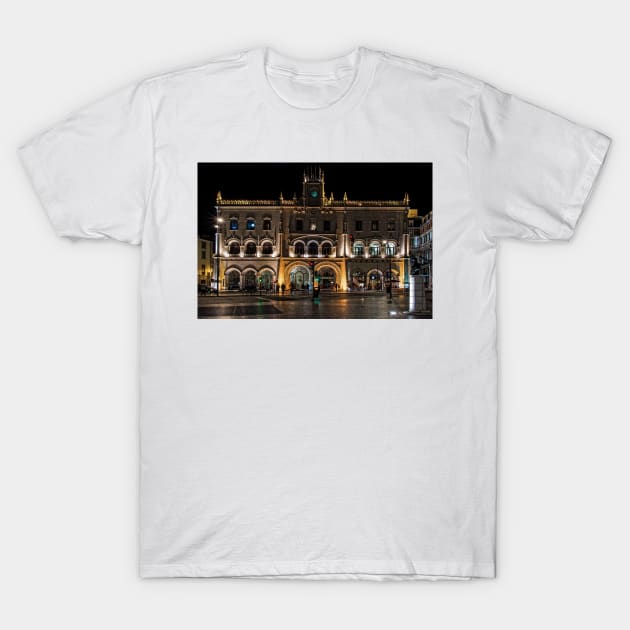 Rossio Railway Station - 1 © T-Shirt by PrinceJohn